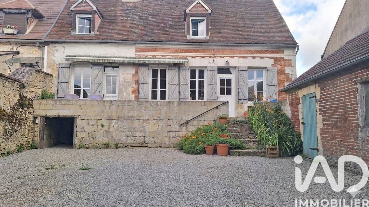 Photo 1 - Maison à BAILLEUL-SUR-THERAIN