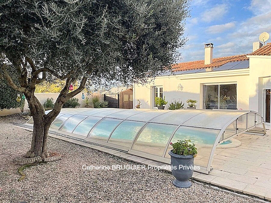 Villa lumineuse de plain pied 151 m2, 4 chambres, jardin piscine - photo 14