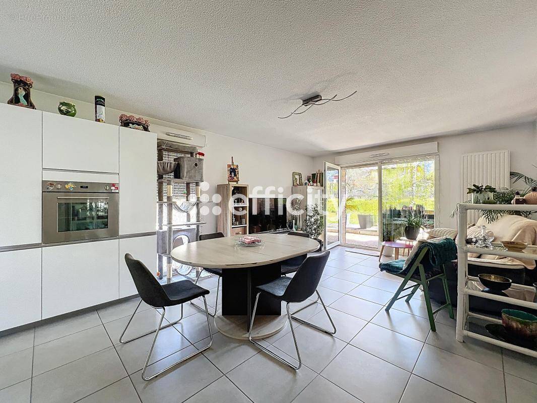 Appartement à CLUSES