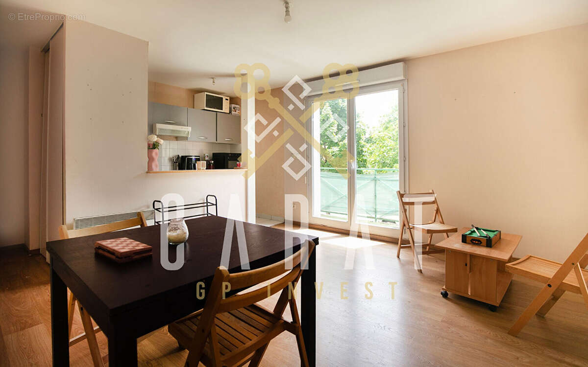 Appartement à BOUGUENAIS