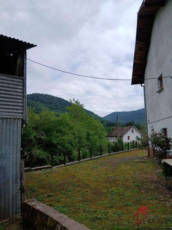 Maison à SERVANCE