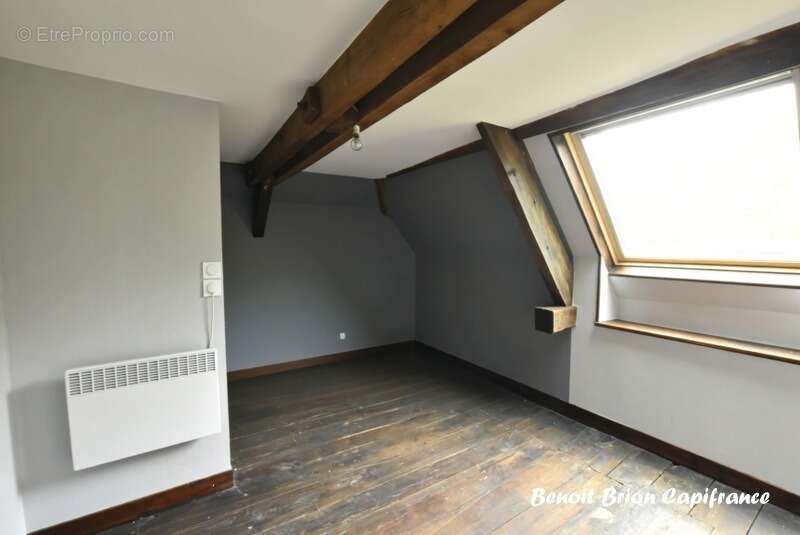 Maison à SAINT-HILAIRE-DU-HARCOUET