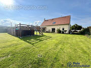 CLEVILLE- MAISON FAMILIALE 5 CHAMBRES ET PISCINE - Maison à ARGENCES