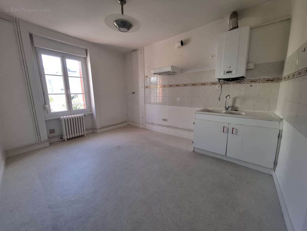 Maison à SAINT-PAIR-SUR-MER