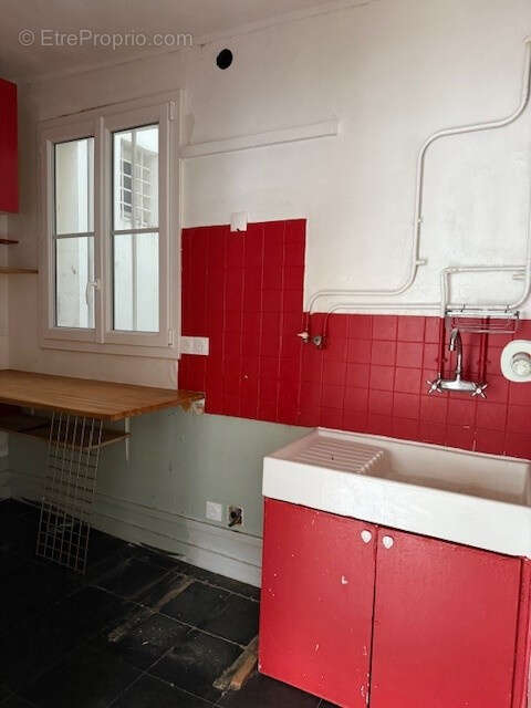Appartement à PARIS-3E