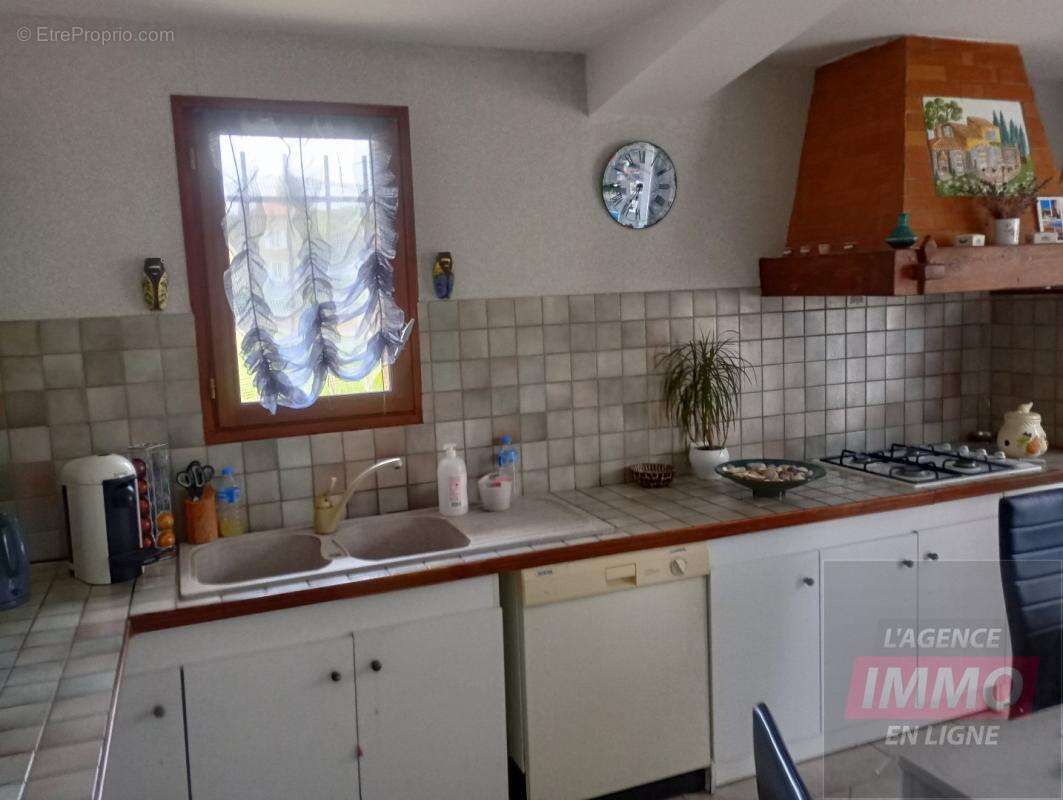 Maison 250 m² à Castelnau-Magnoac  - photo 2