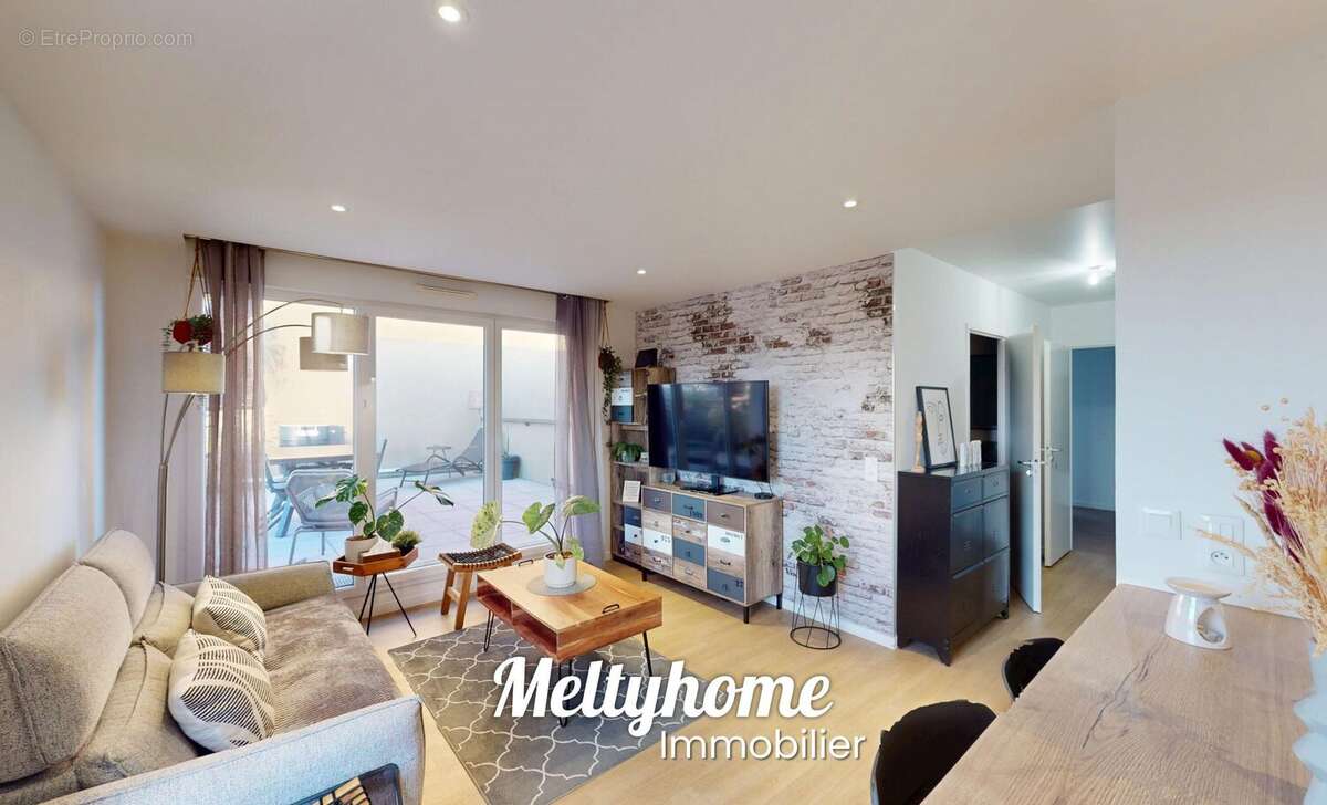 Appartement à MONDEVILLE