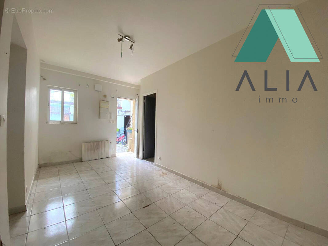 Appartement à AUBERVILLIERS