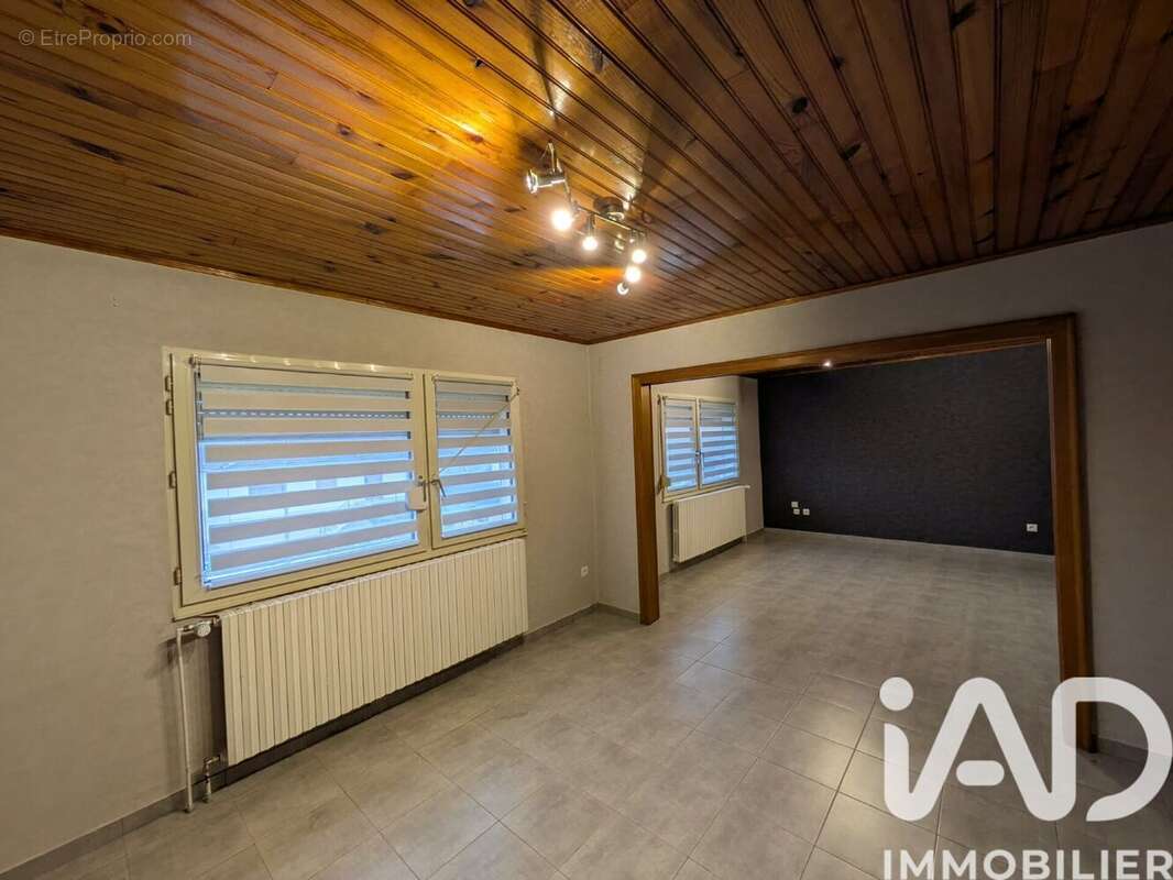 Maison 161 m² à Tressange  - photo 3