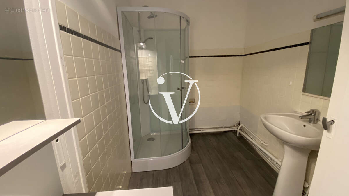 Immeuble, centre ville de Vendôme - photo 6