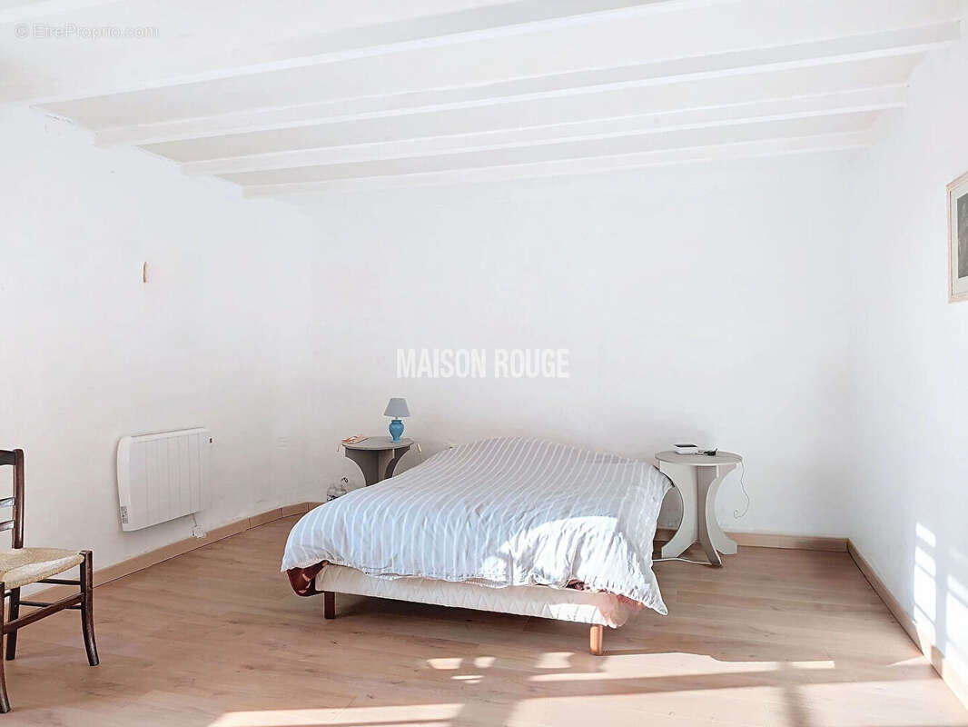 Maison à LA CHAPELLE-AUX-FILTZMEENS