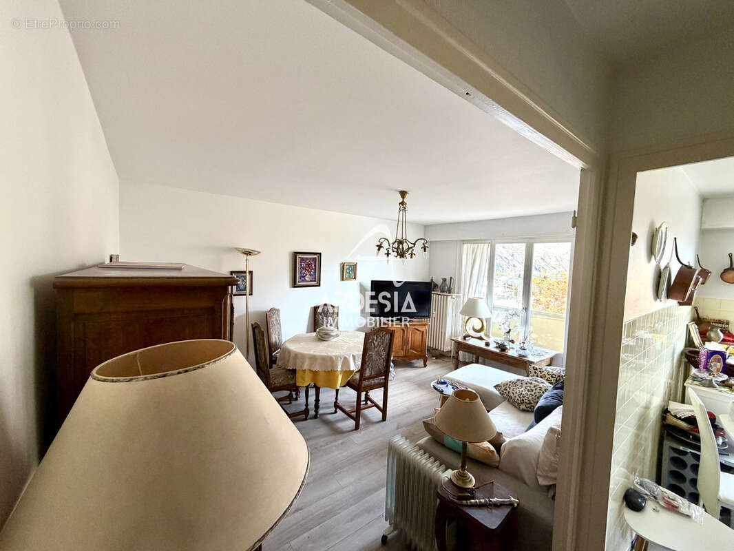 Appartement à SAINT-JEAN-DE-MAURIENNE