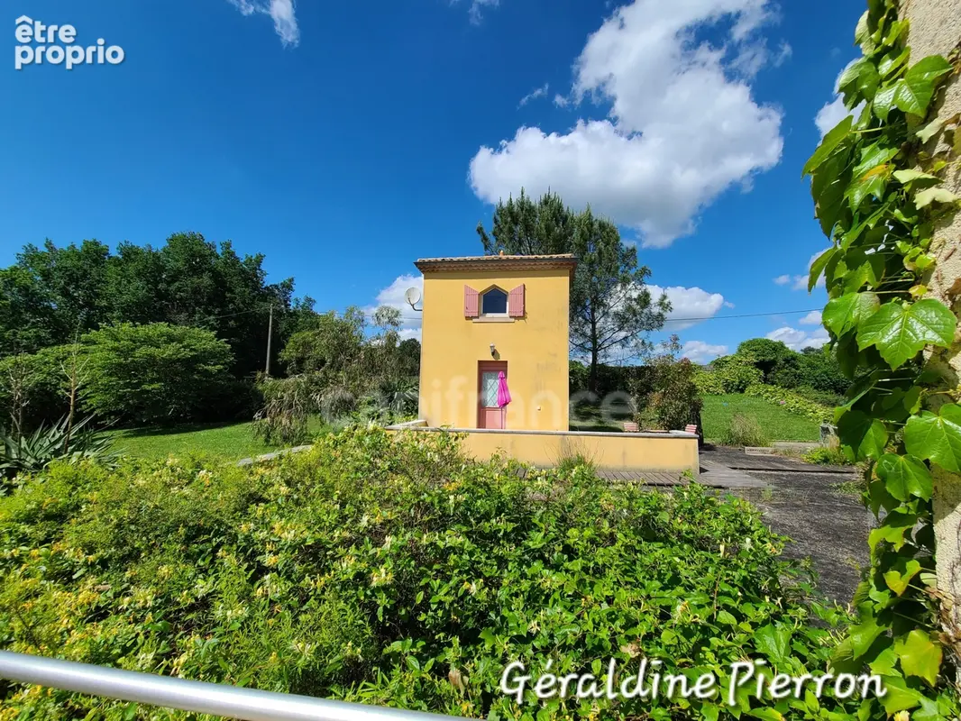 propriété de prestige d’environ 480 m² implantée sur un terrain de 3.4 hectares avec 2 gîtes et chambre d'hôte - photo 17