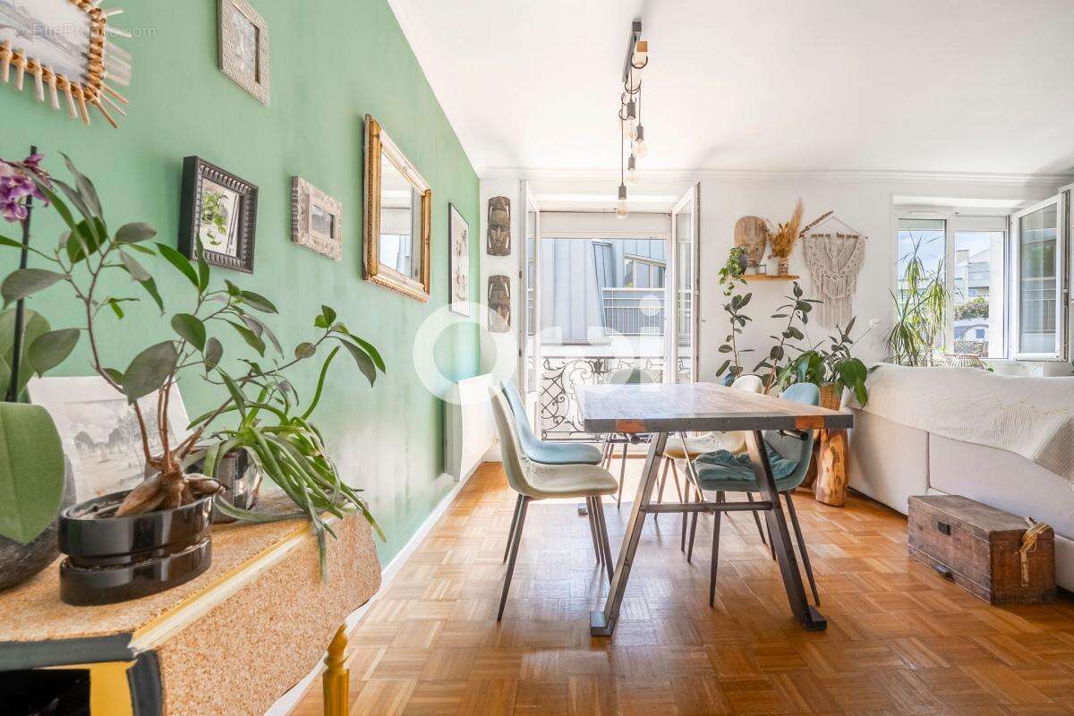 Appartement à SAINT-MAURICE