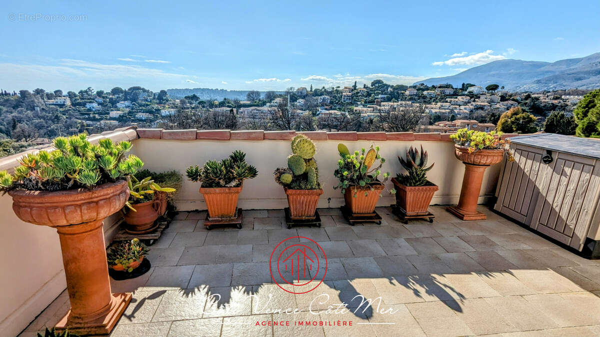 Vence   dernier étage   2 pièces avec toit-terrasse et vue mer panoramique - photo 21