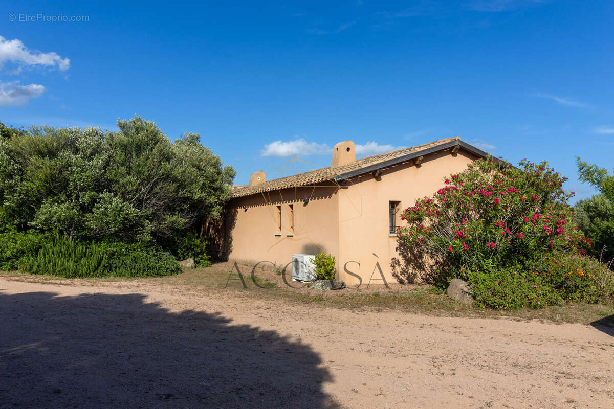 Maison à FIGARI