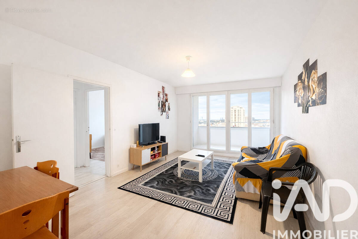 Photo 1 - Appartement à MELUN