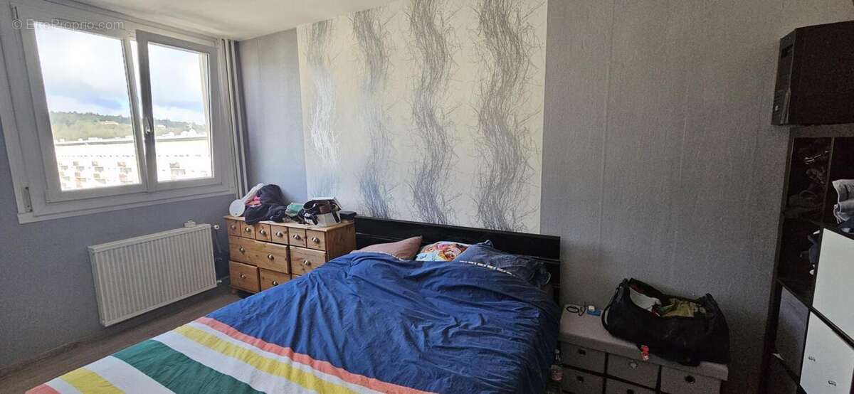 Appartement à CHENOVE