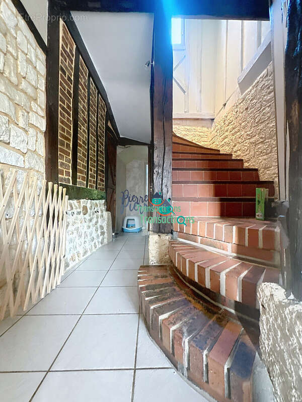 Maison à LILLEBONNE