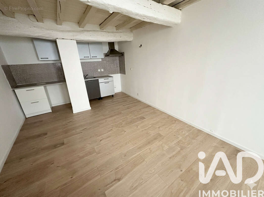 Photo 2 - Maison à BELLEGARDE
