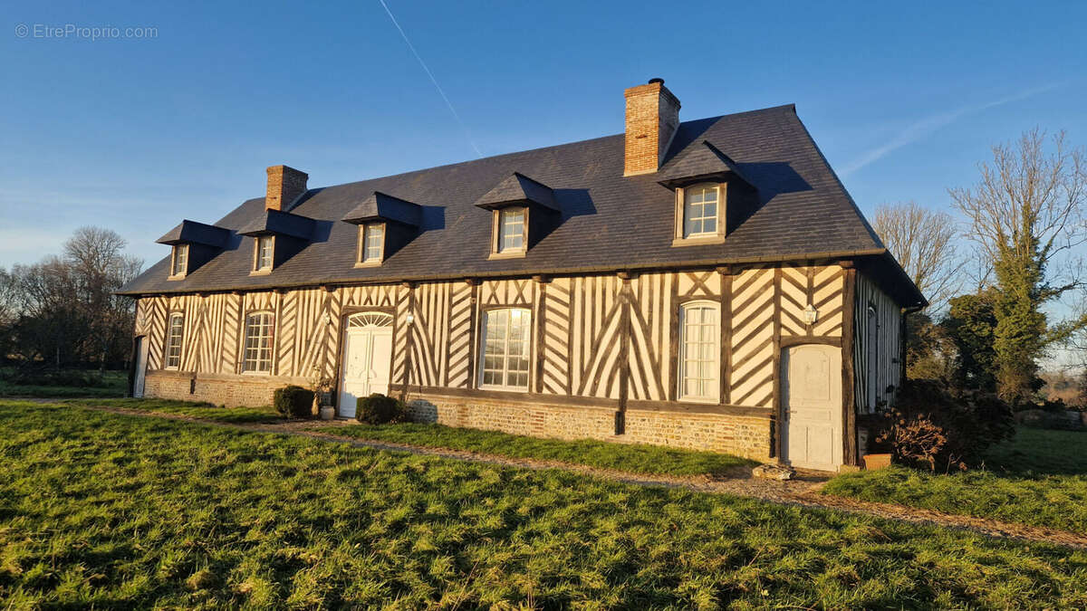 Maison à CORMEILLES
