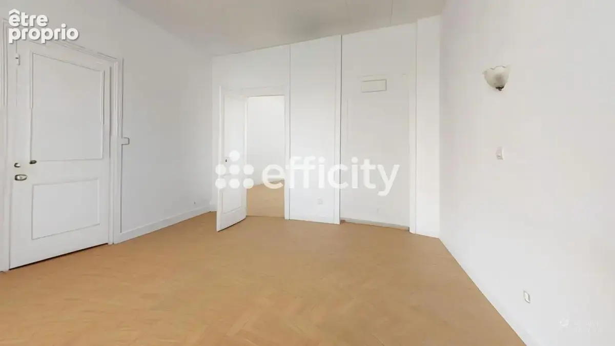 Maison 6 pièces 120 m² à vendre à Vierzon (18100) - photo 16