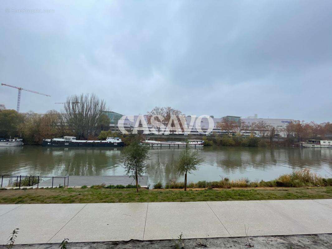 Appartement à L'ILE-SAINT-DENIS