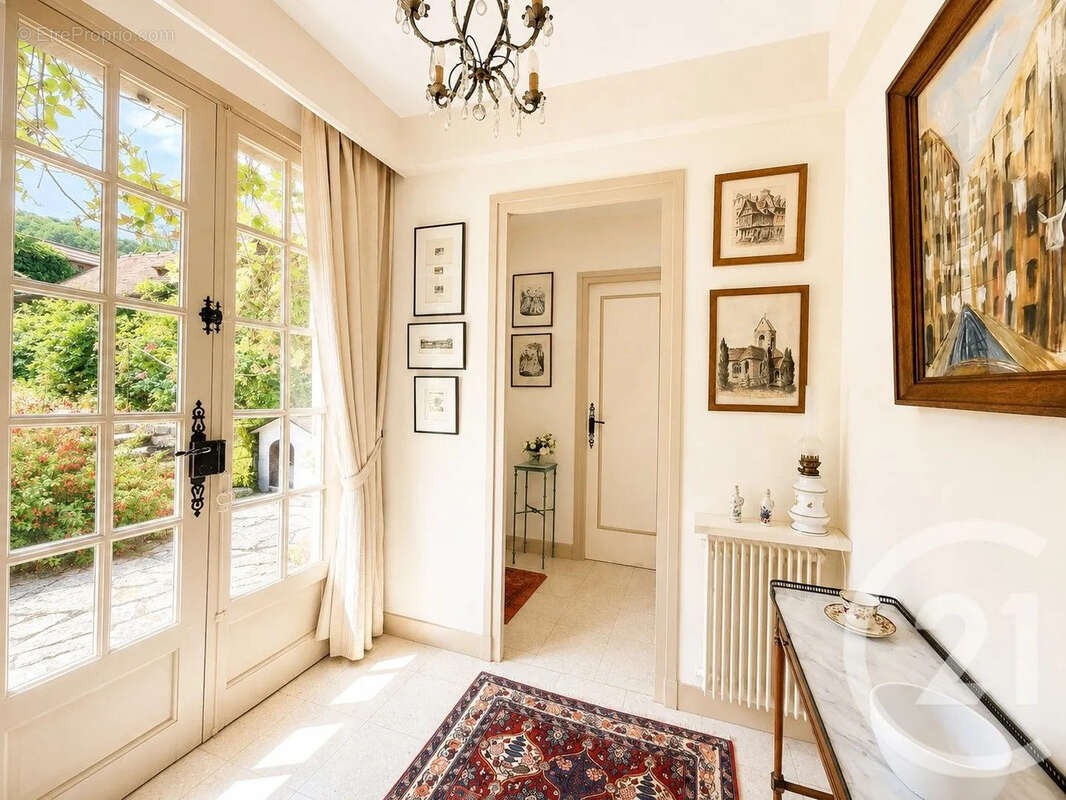 Maison 113 m² à La Chapelle-Reanville  - photo 5