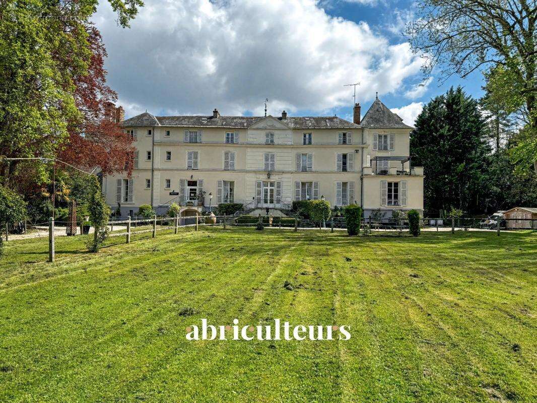 Maison à MORIGNY-CHAMPIGNY