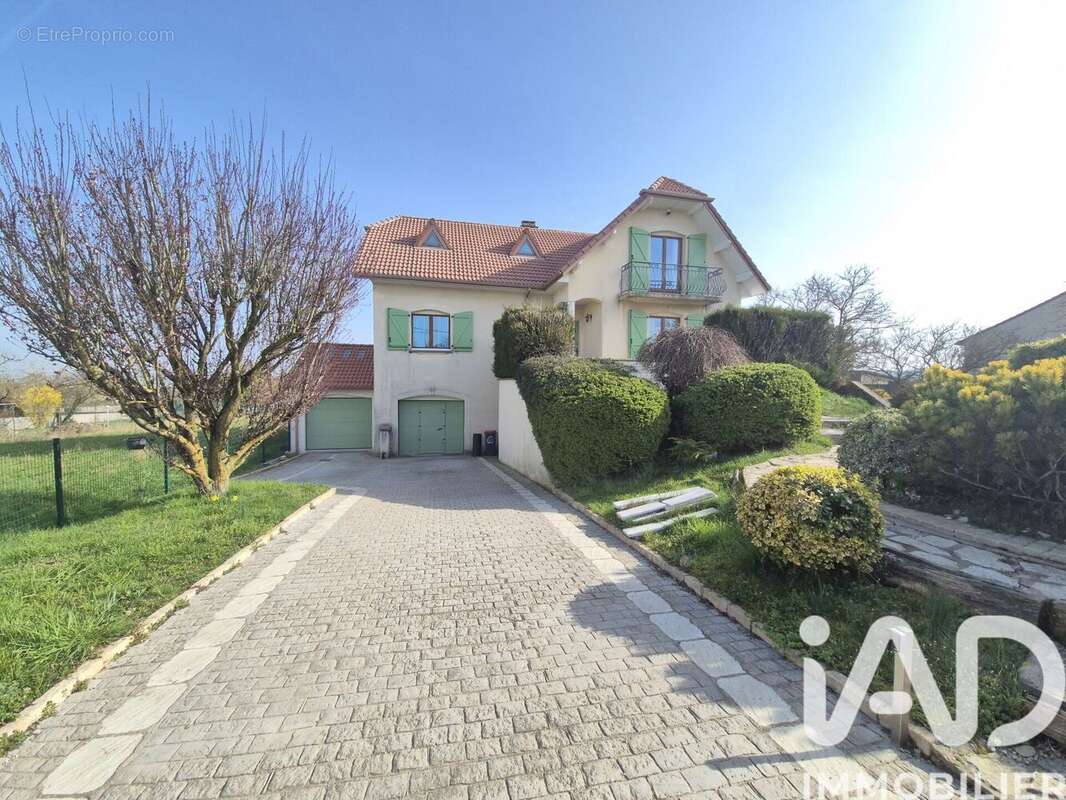 Maison 200 m² à Haraucourt  - photo 3