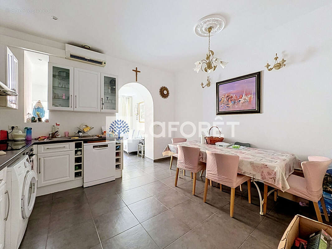 Appartement Centre-ville  Beausoleil 4 pièce(s) 71 m2 - photo 3
