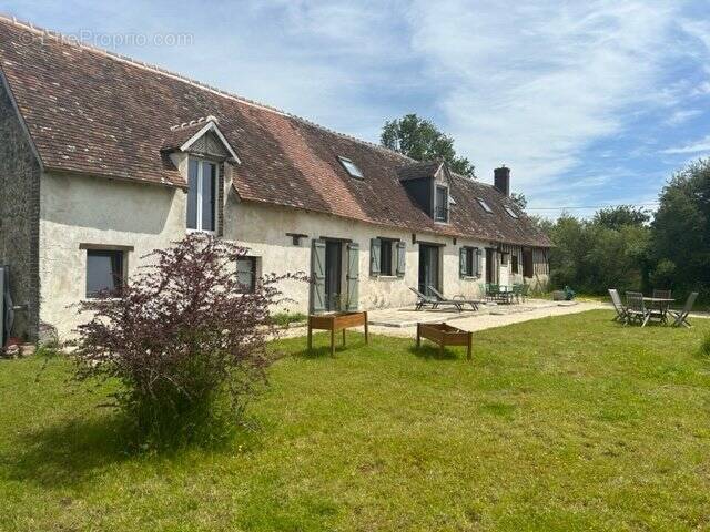 Maison à BROU