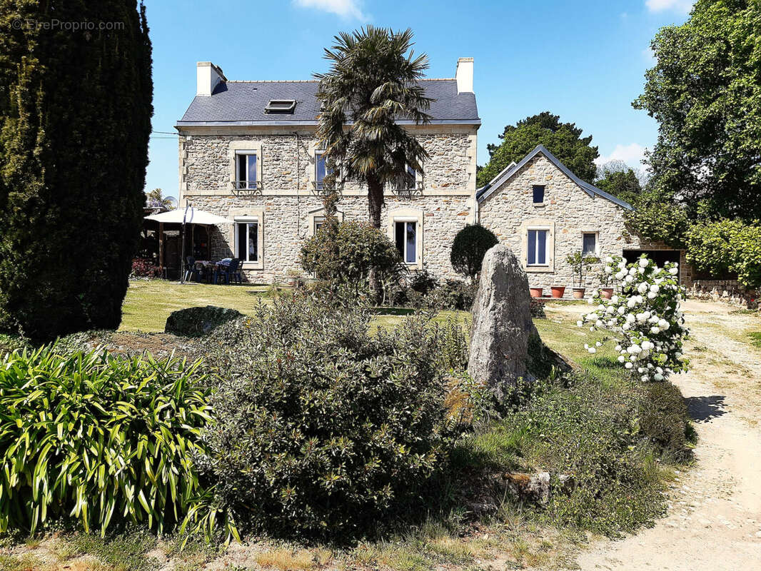 Maison à PLOGONNEC