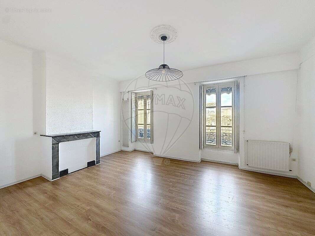 Appartement à NIMES