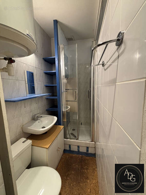 Appartement à CHARENTON-LE-PONT