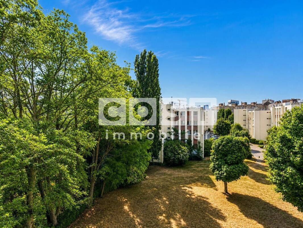 Appartement à COLOMBES