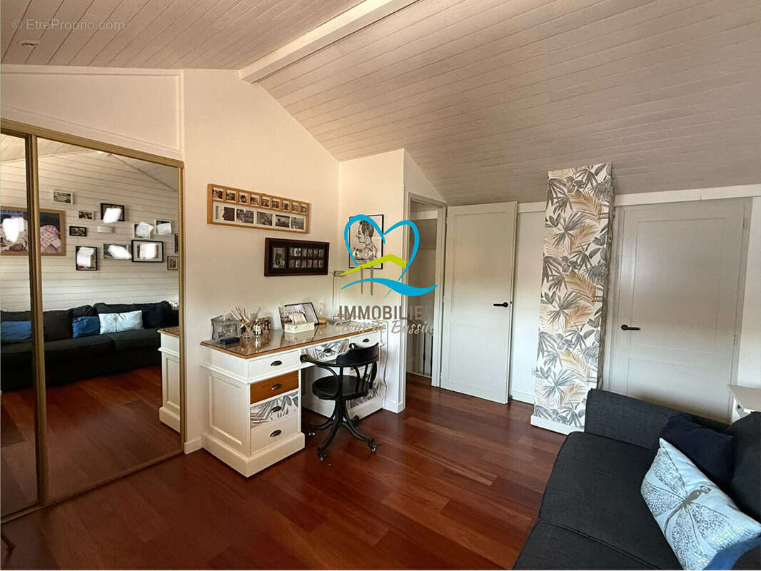 **Charmante villa arcachonnaise 145m2 à 150 mètres de la plage** Taussat - photo 13