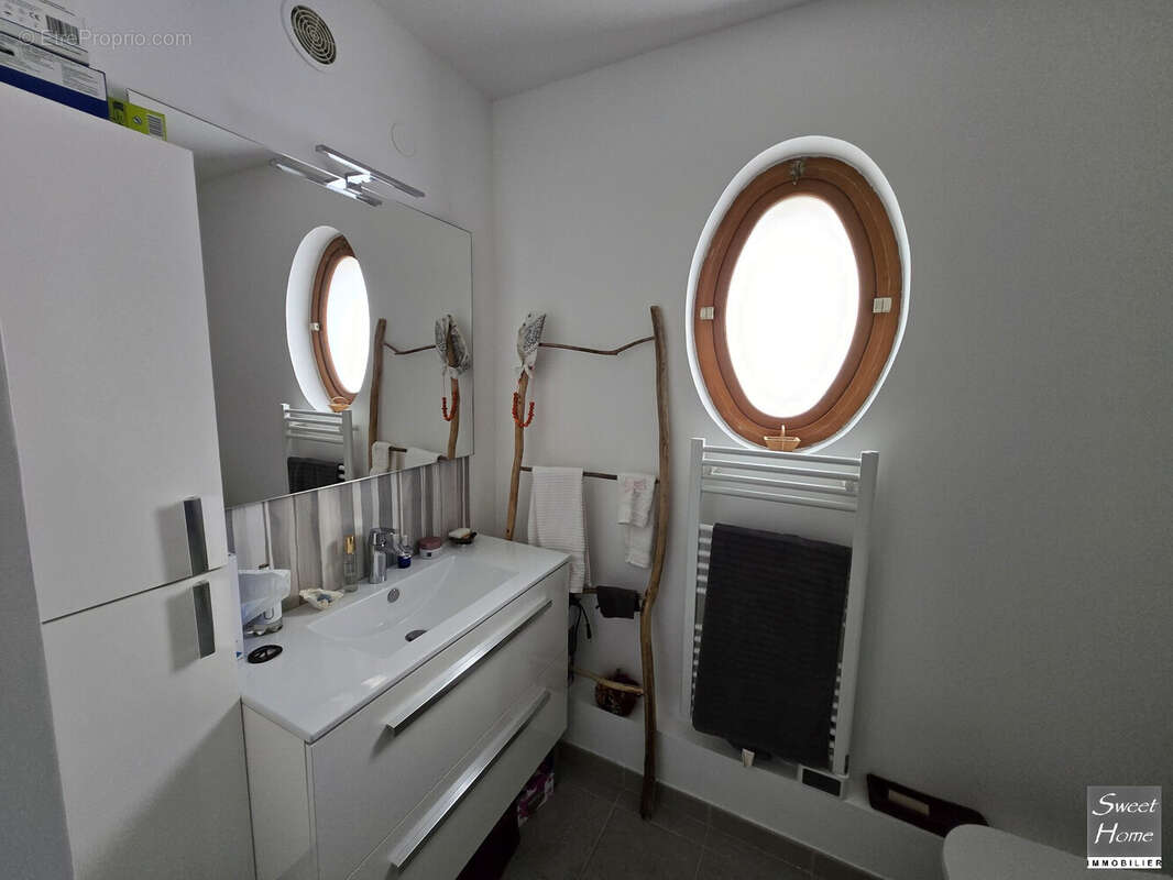 Maison à MAGNY-LES-HAMEAUX