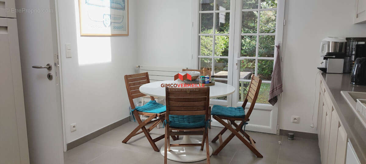 Maison à LA CELLE-SAINT-CLOUD