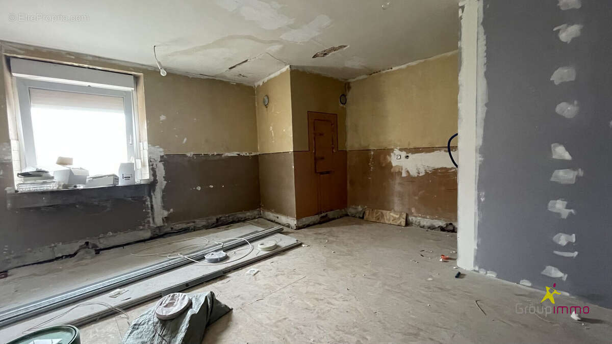 Maison 137 m² à Saales  - photo 6