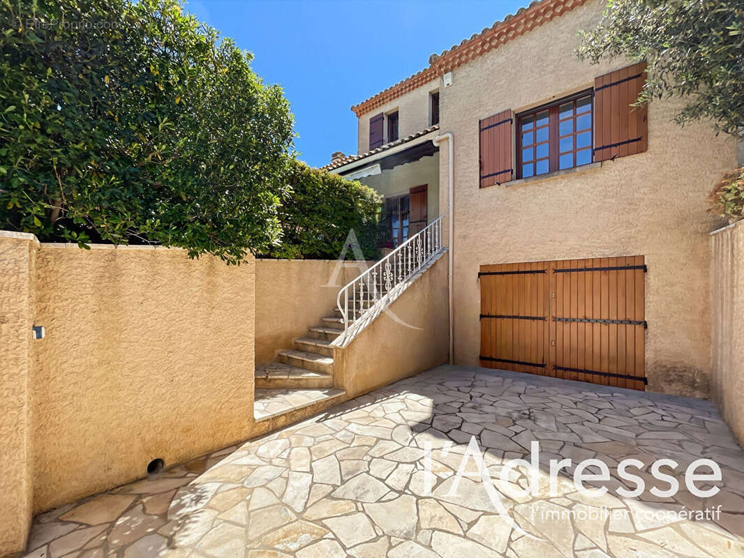 Maison à AUBAGNE