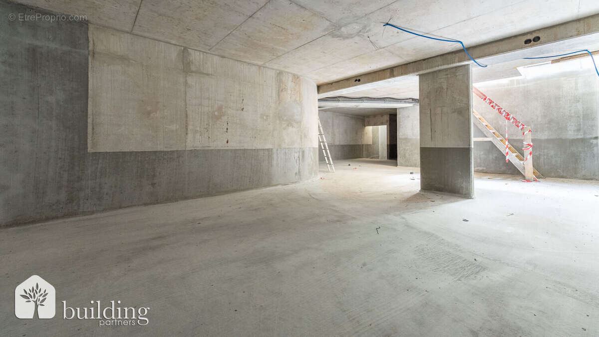 Commerce à PARIS-17E