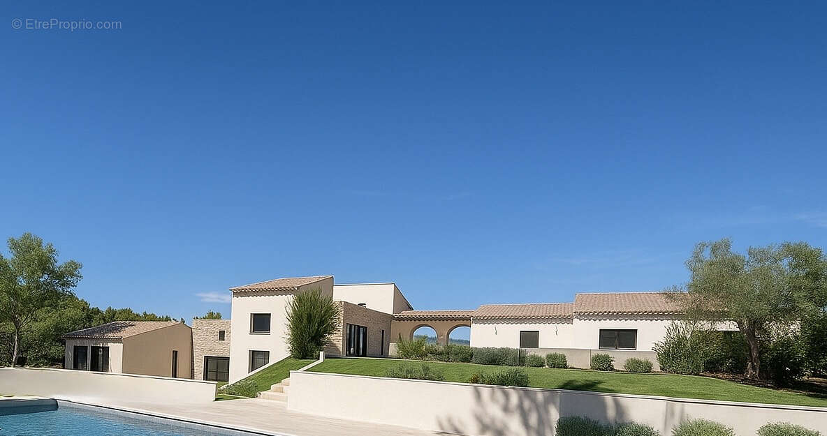 Maison à LE PUY-SAINTE-REPARADE