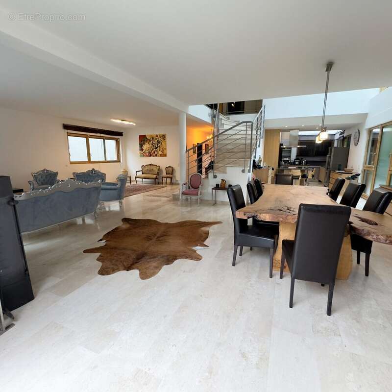 Maison à SUCY-EN-BRIE