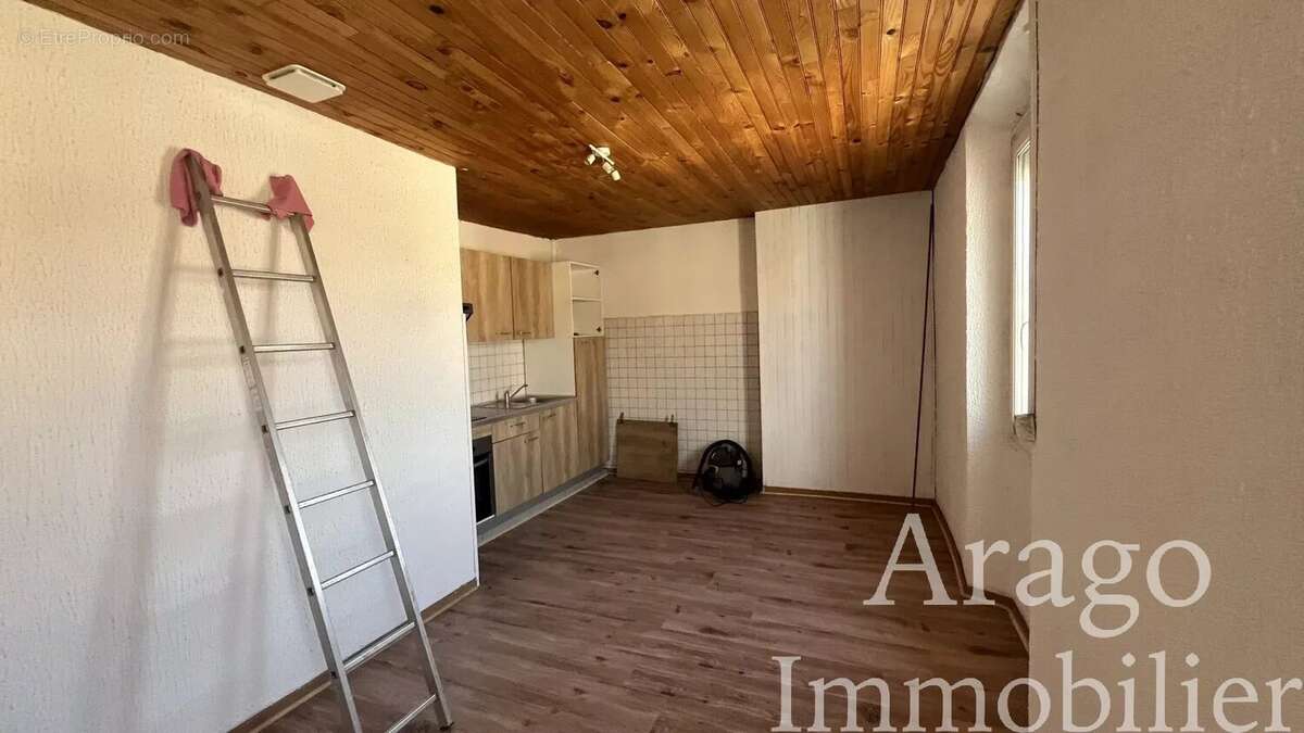 Appartement à ESTAGEL