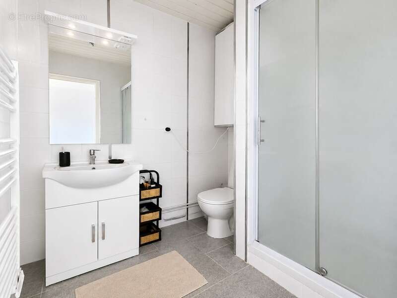 Appartement 2 pieces - cluses (haute-savoie) - photo 5