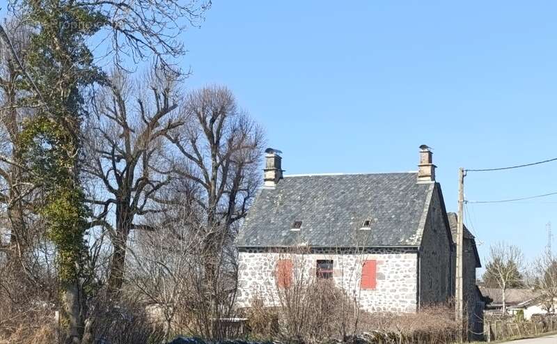 Maison à SAINT-MARTIN-VALMEROUX