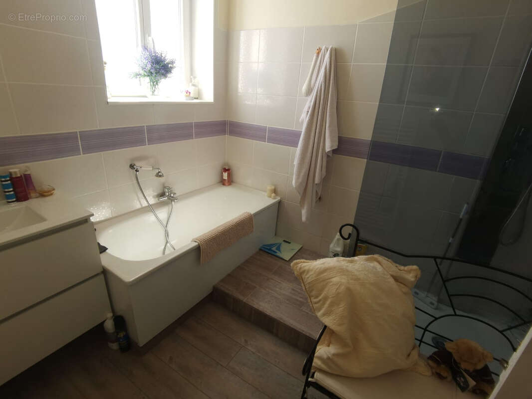 Maison familiale en pierres - 5000m2 de terrain - photo 11