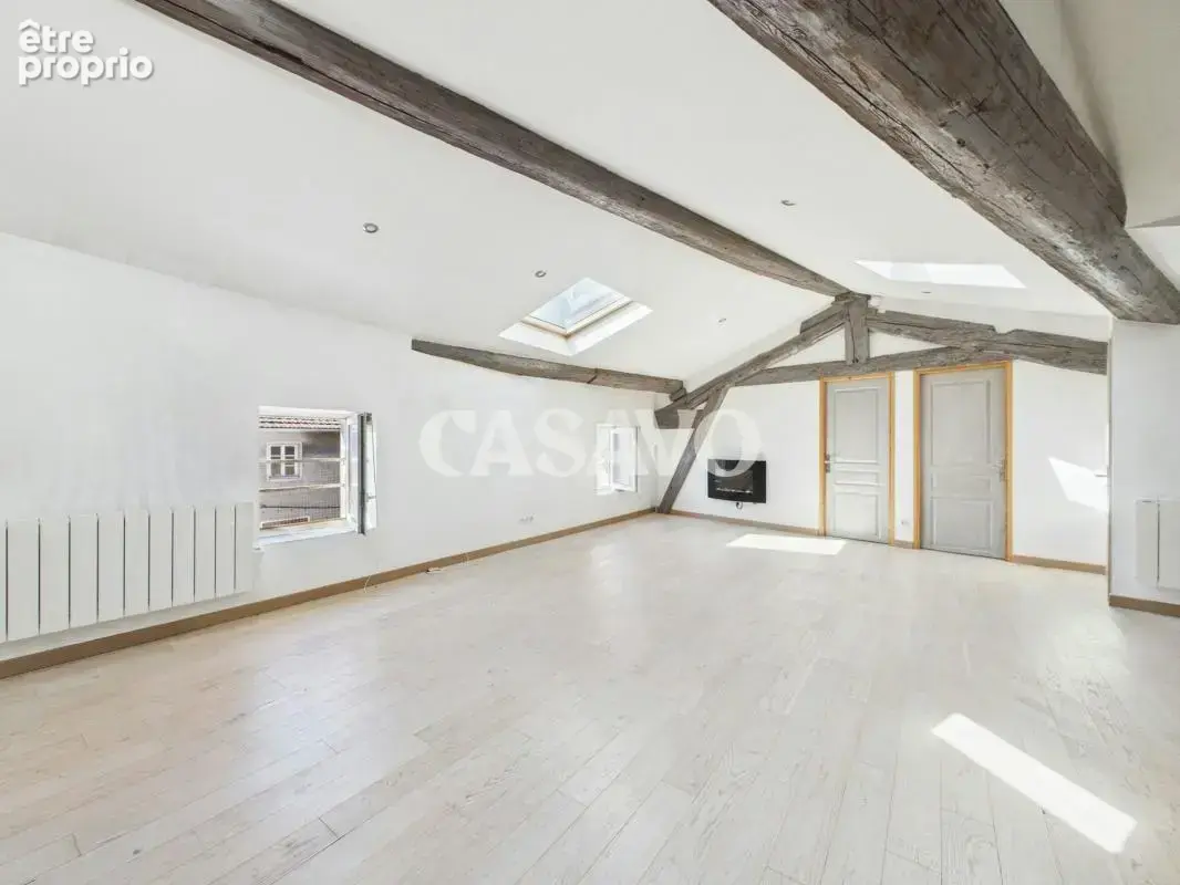 Vente Appartement 3 pièces de 75m² - 69001 Lyon - photo 2