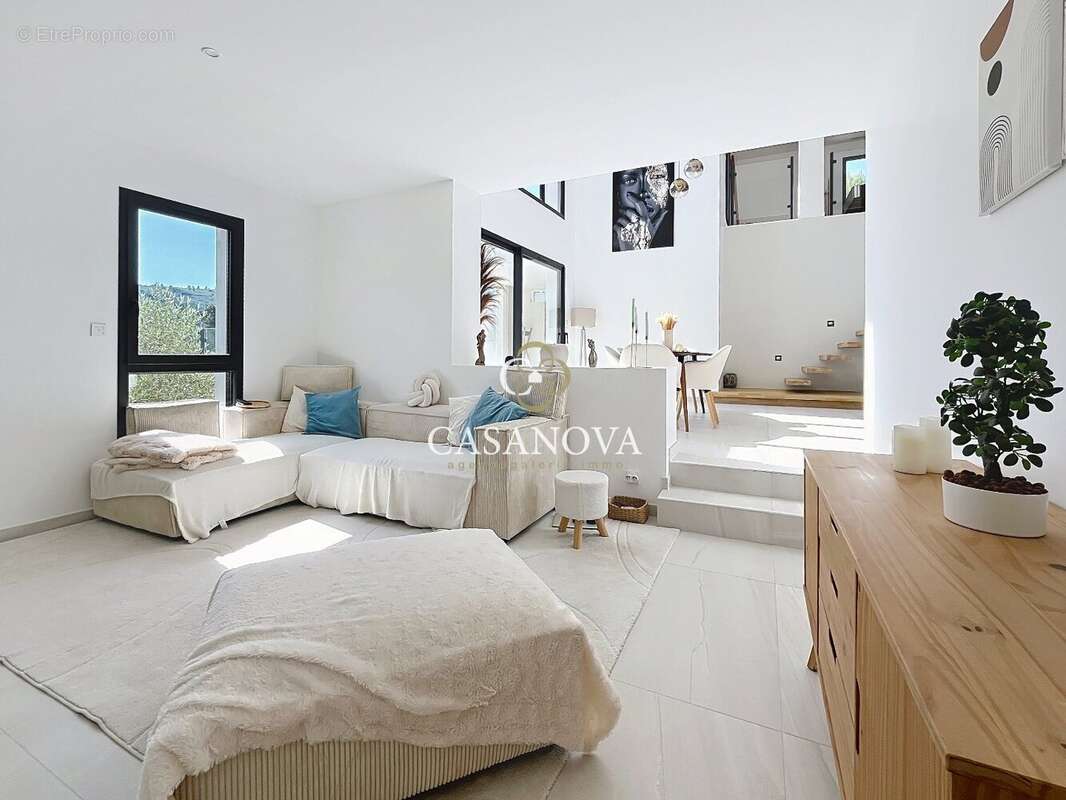 Maison à CLERMONT-L&#039;HERAULT